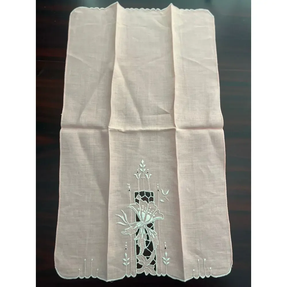 VTG Floral Iris Embroidered Eyelet Tea Towels Pink Blue Linen Blend Easter